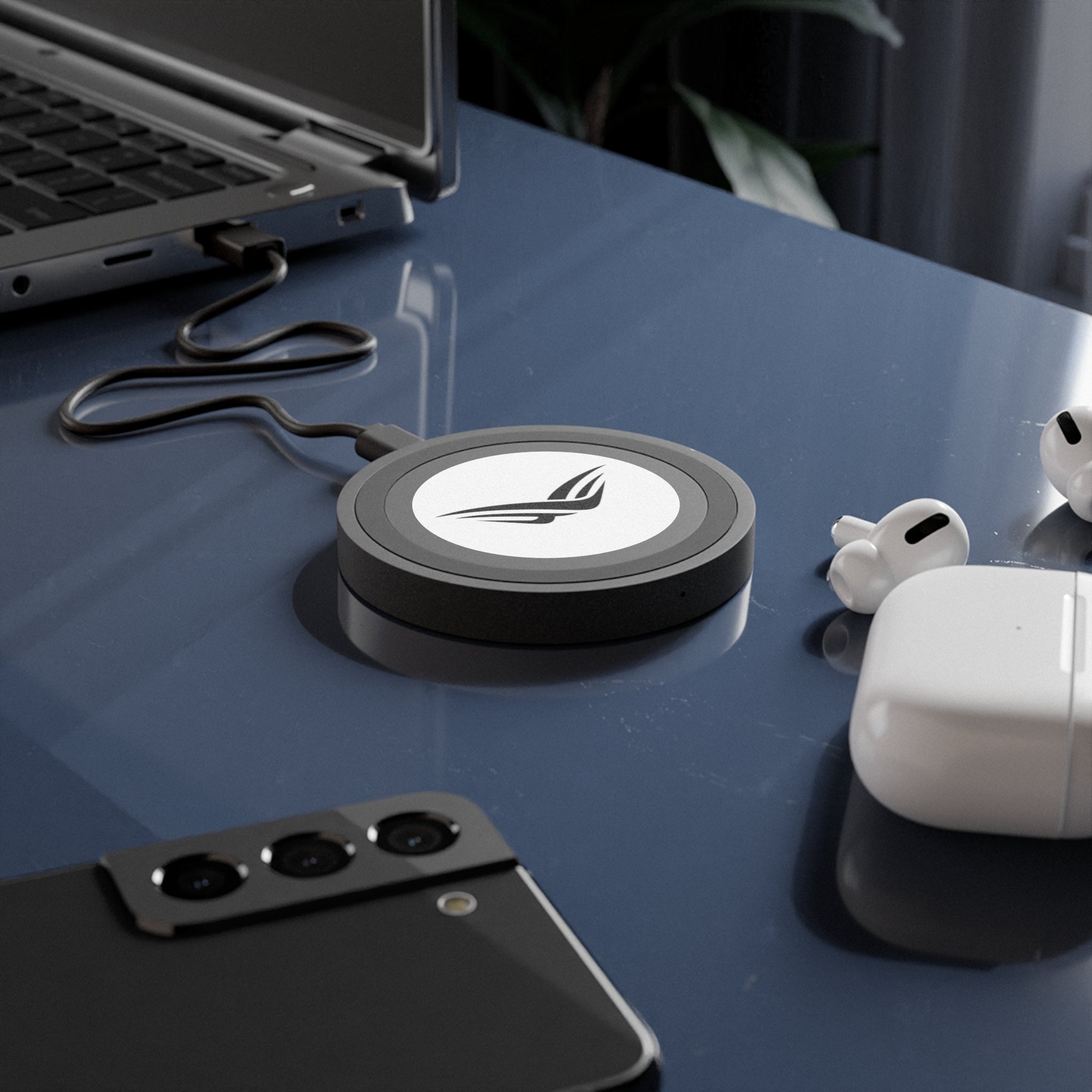 Wireless Charging Pad — Quake Logo Fast Qi Charger