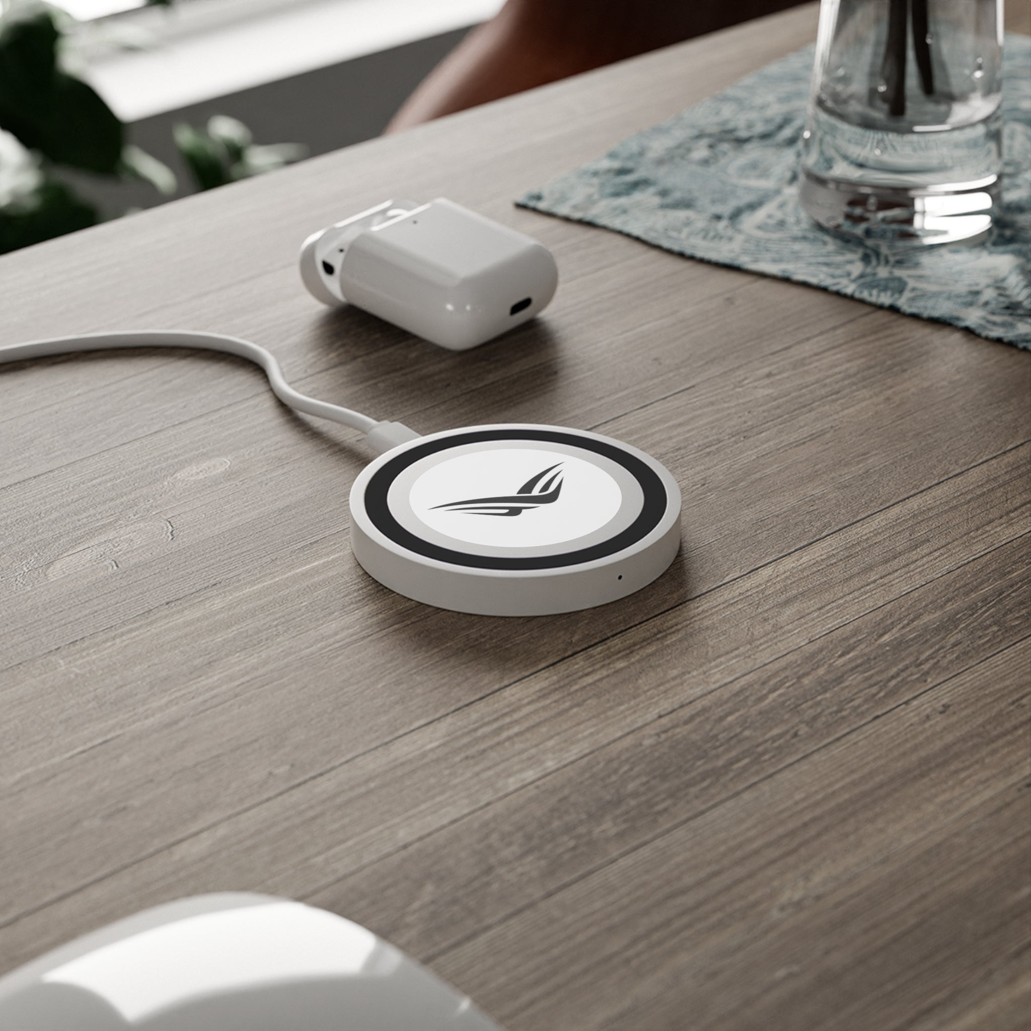 Wireless Charging Pad — Quake Logo Fast Qi Charger